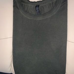 Lululemon classic olive green tee size M